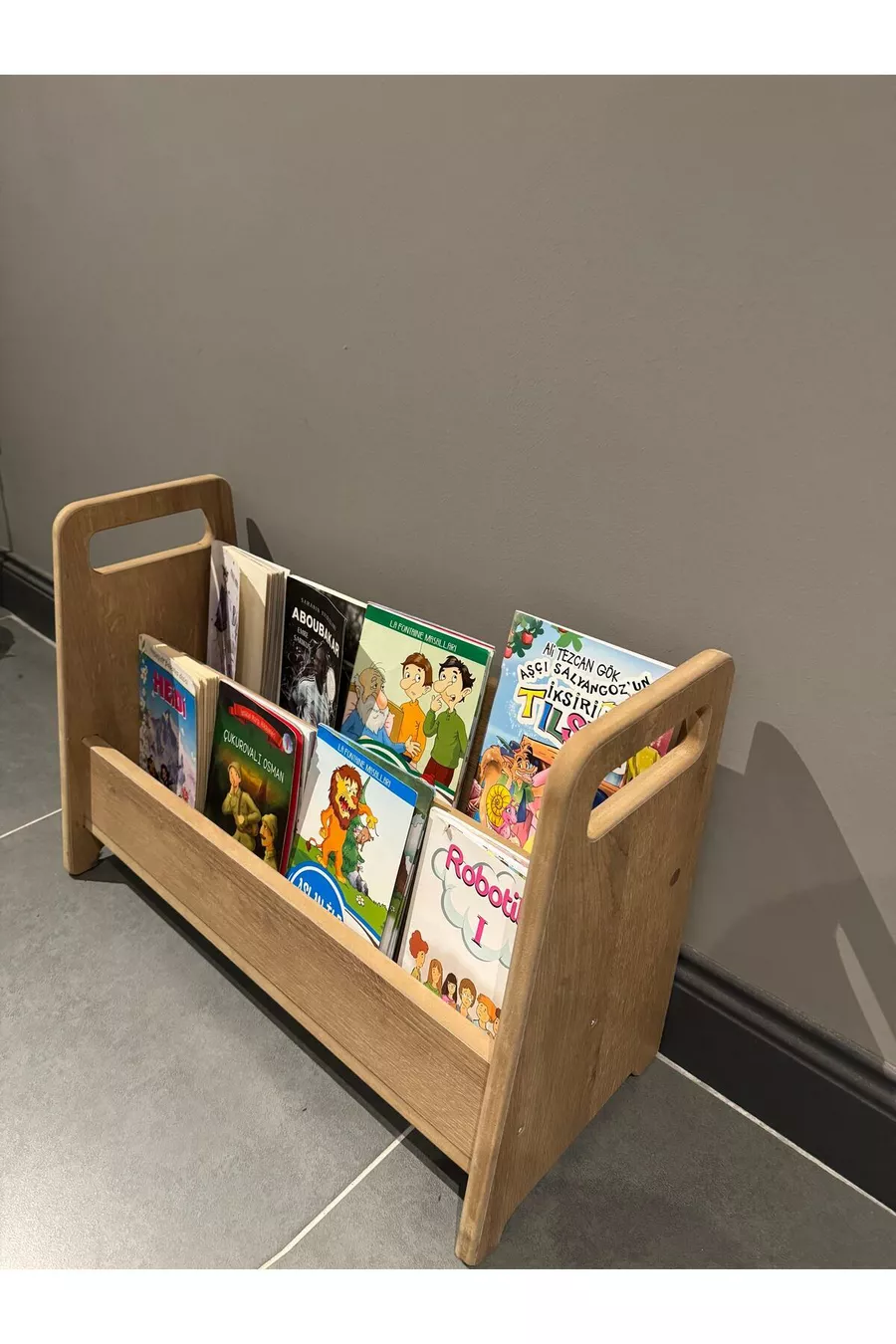 Bibliothèque Montessori en MDF très pratique