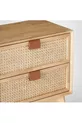 Table de chevet en bois avec détails en osier naturel – 2 tiroirs