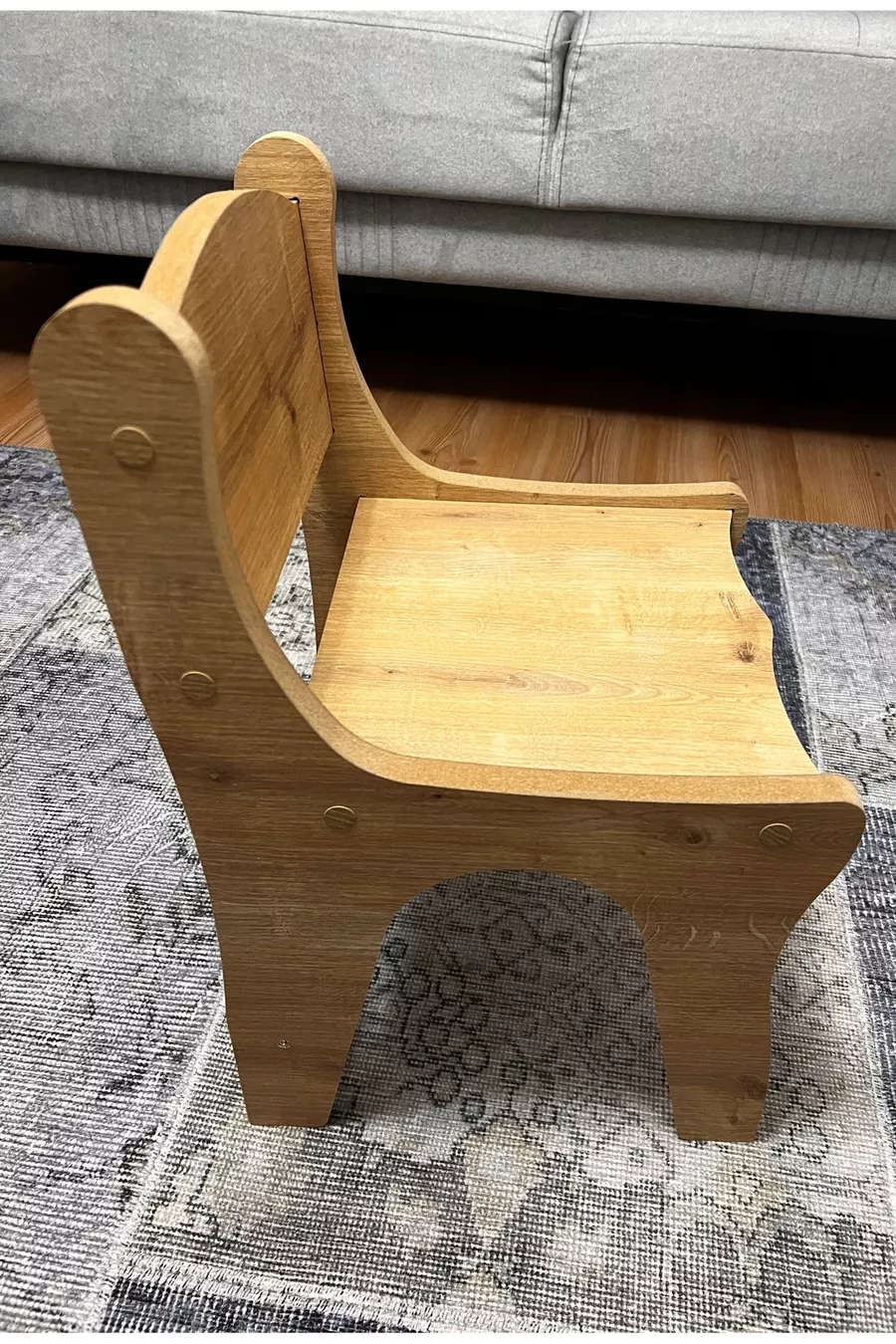 Chaise Montessori pour enfants pour jeux, activités et travail