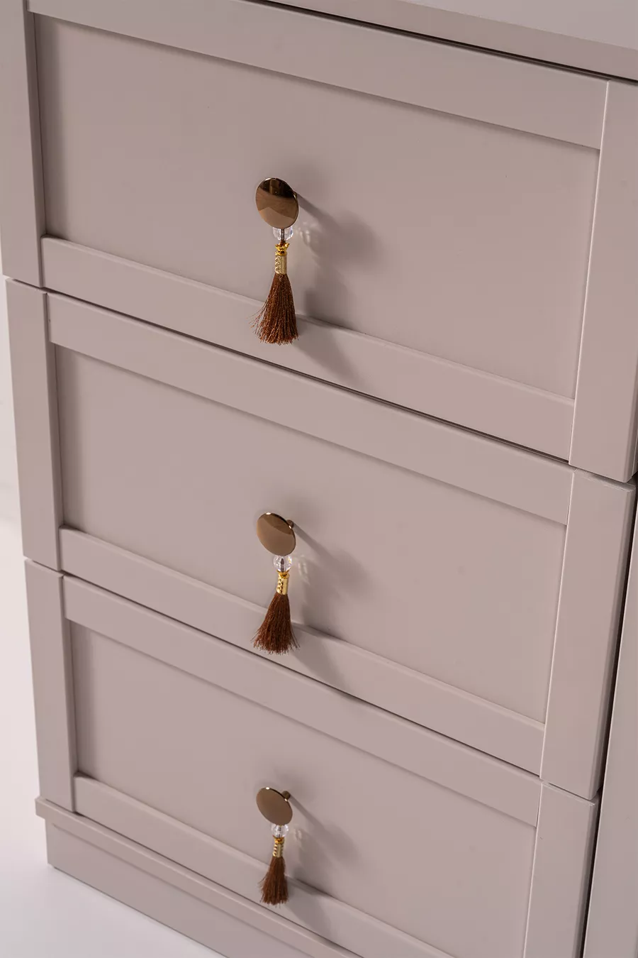 Commode Doru à 3 tiroirs avec porte