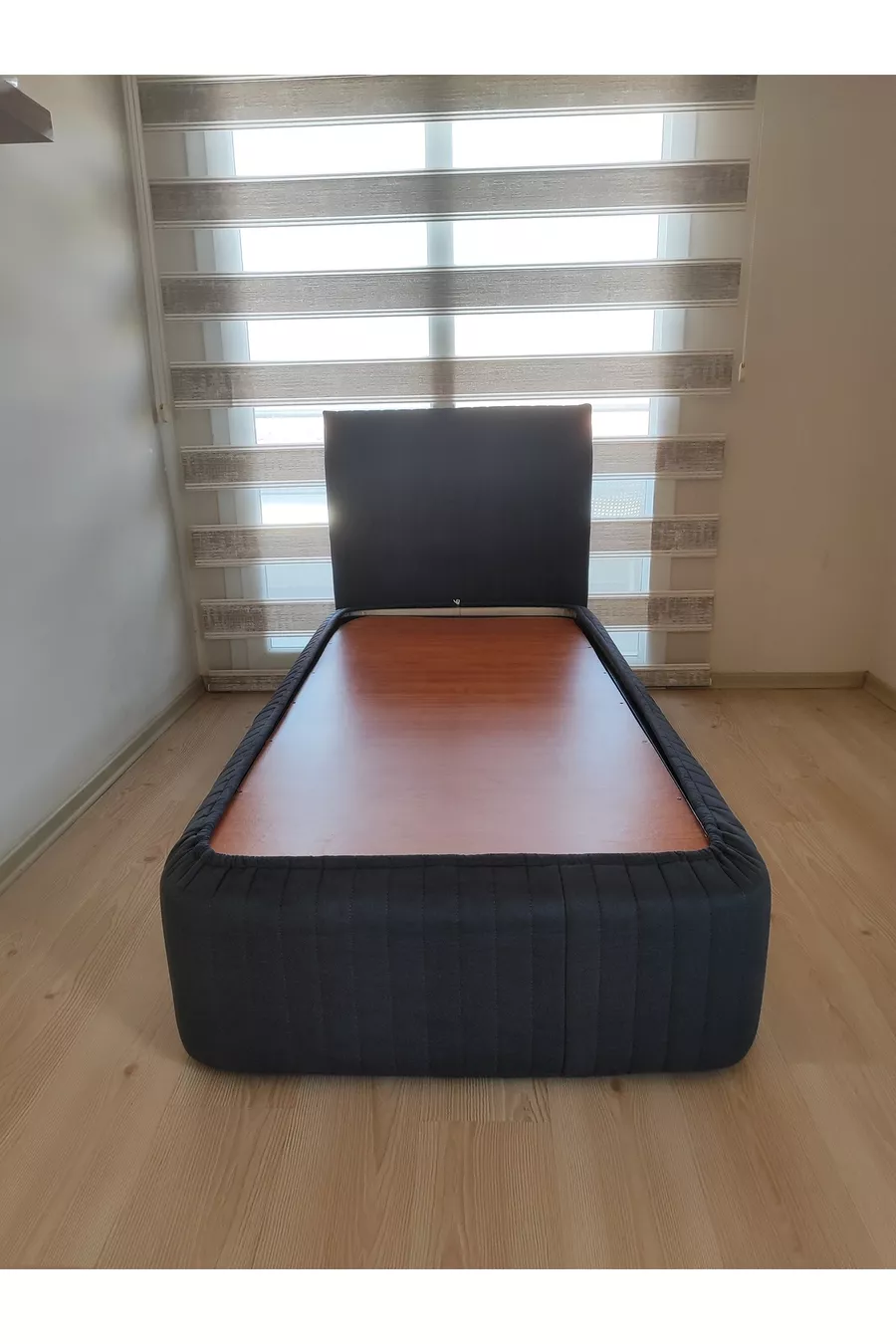 Ensemble Housse de côtés et tête de lit pour sommier double design Sonne