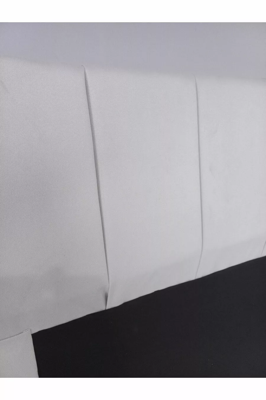 Tête de lit de base en lin blanc fendu