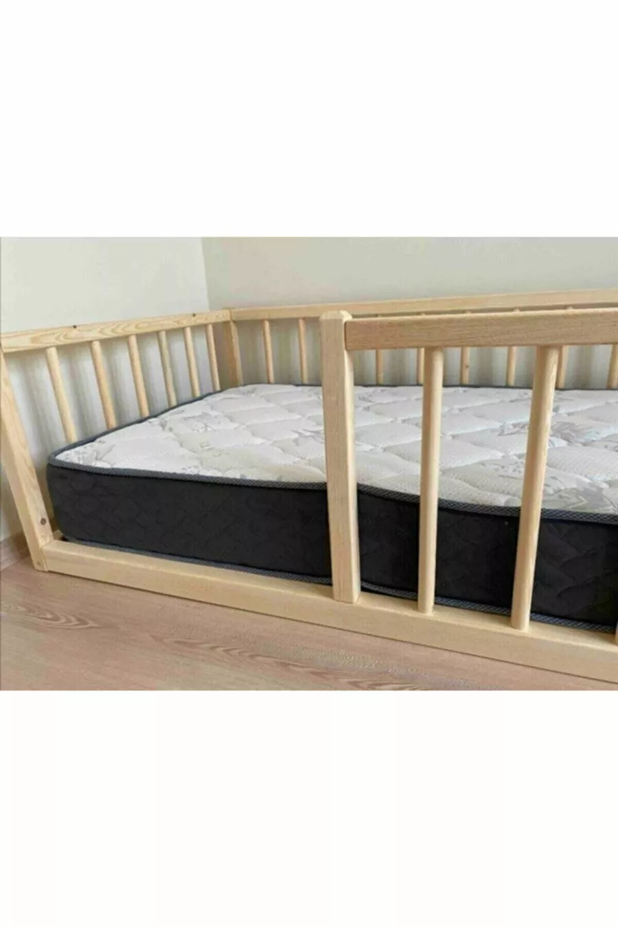 Lit Montessori Naturel Élégant pour Bébés et Enfants