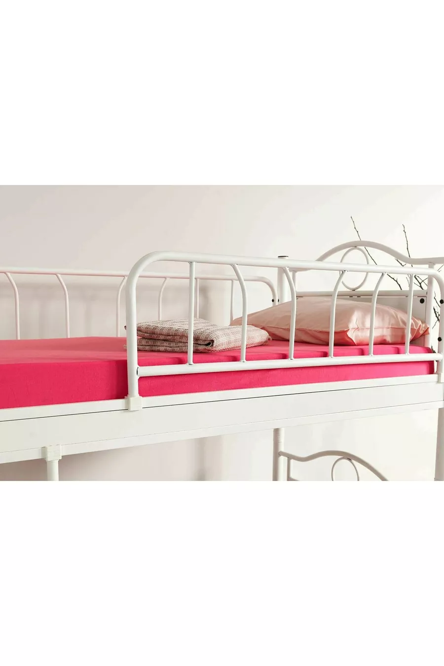 Camera per Bambini Zümrüt Letto A Castello e Letto Singolo in Metallo Bianco