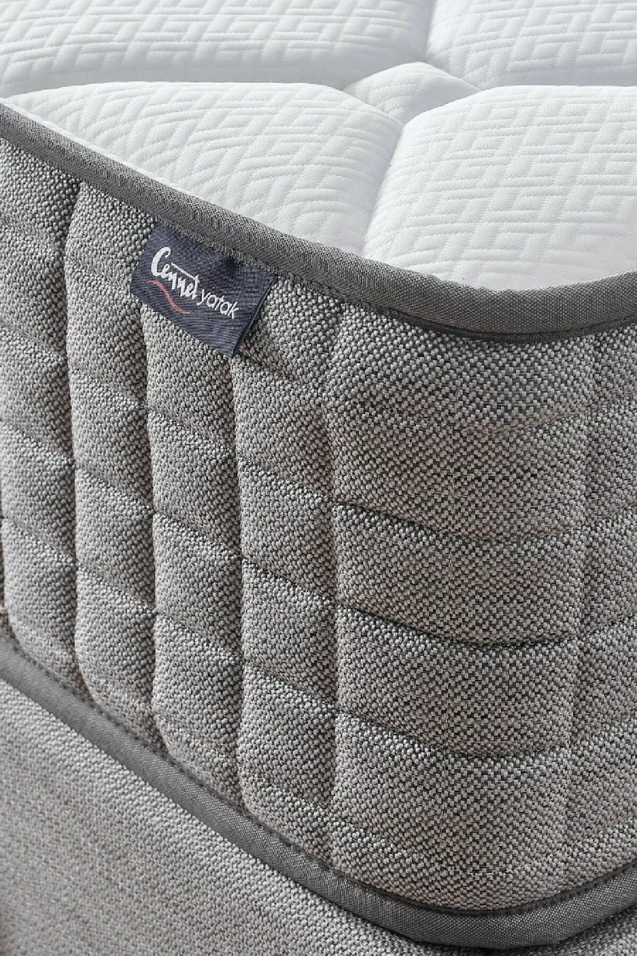 Modello Mimoza Letto Matrimoniale con Molle, Completamente Ortopedico e con Caratteristiche Antibatteriche