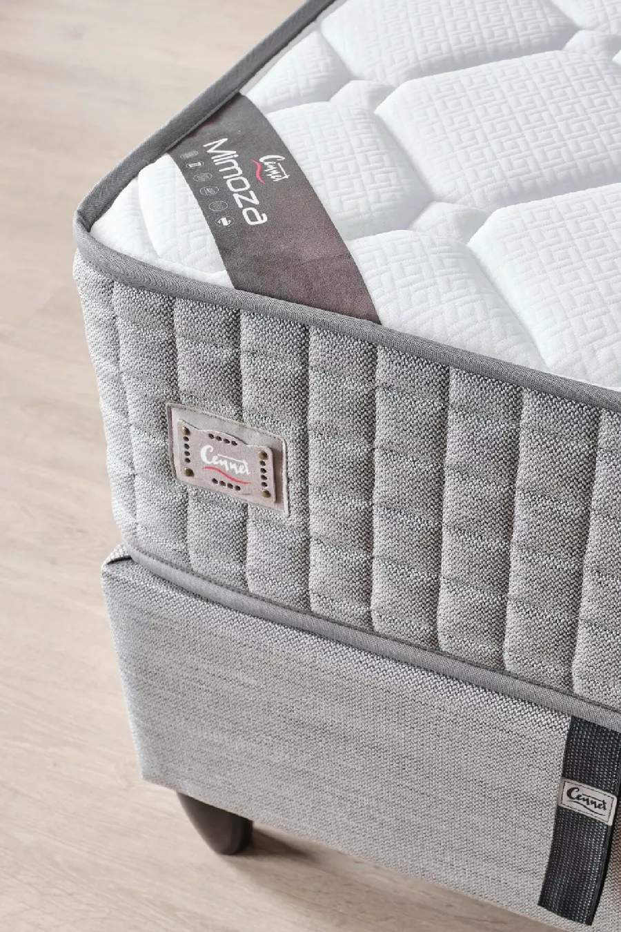 Modello Mimoza Letto Matrimoniale con Molle, Completamente Ortopedico e con Caratteristiche Antibatteriche