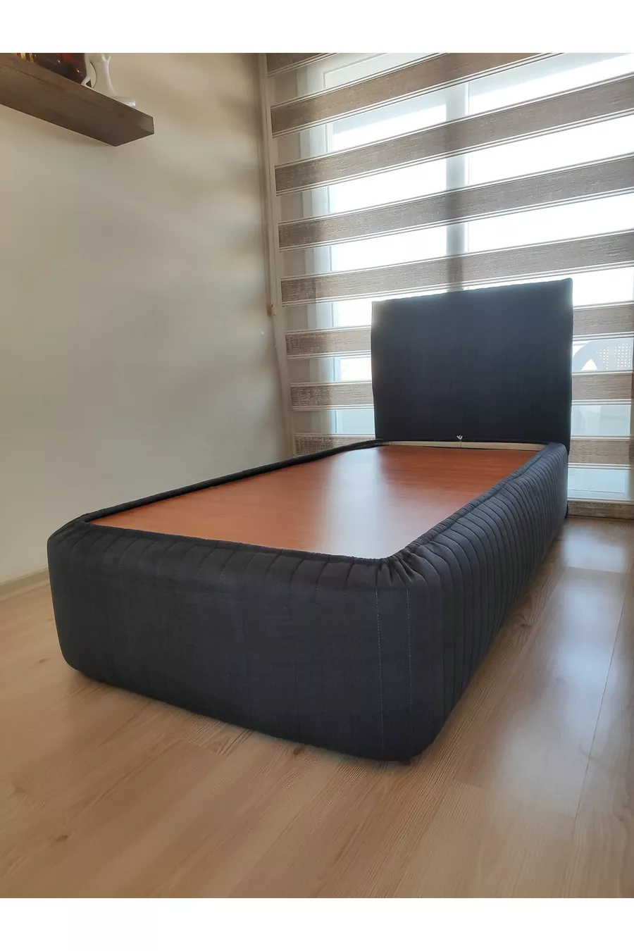 Ensemble Housse de côtés et tête de lit pour sommier double design Sonne