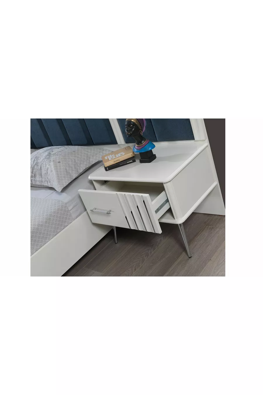 Erva MDF-Based Bedroom Set