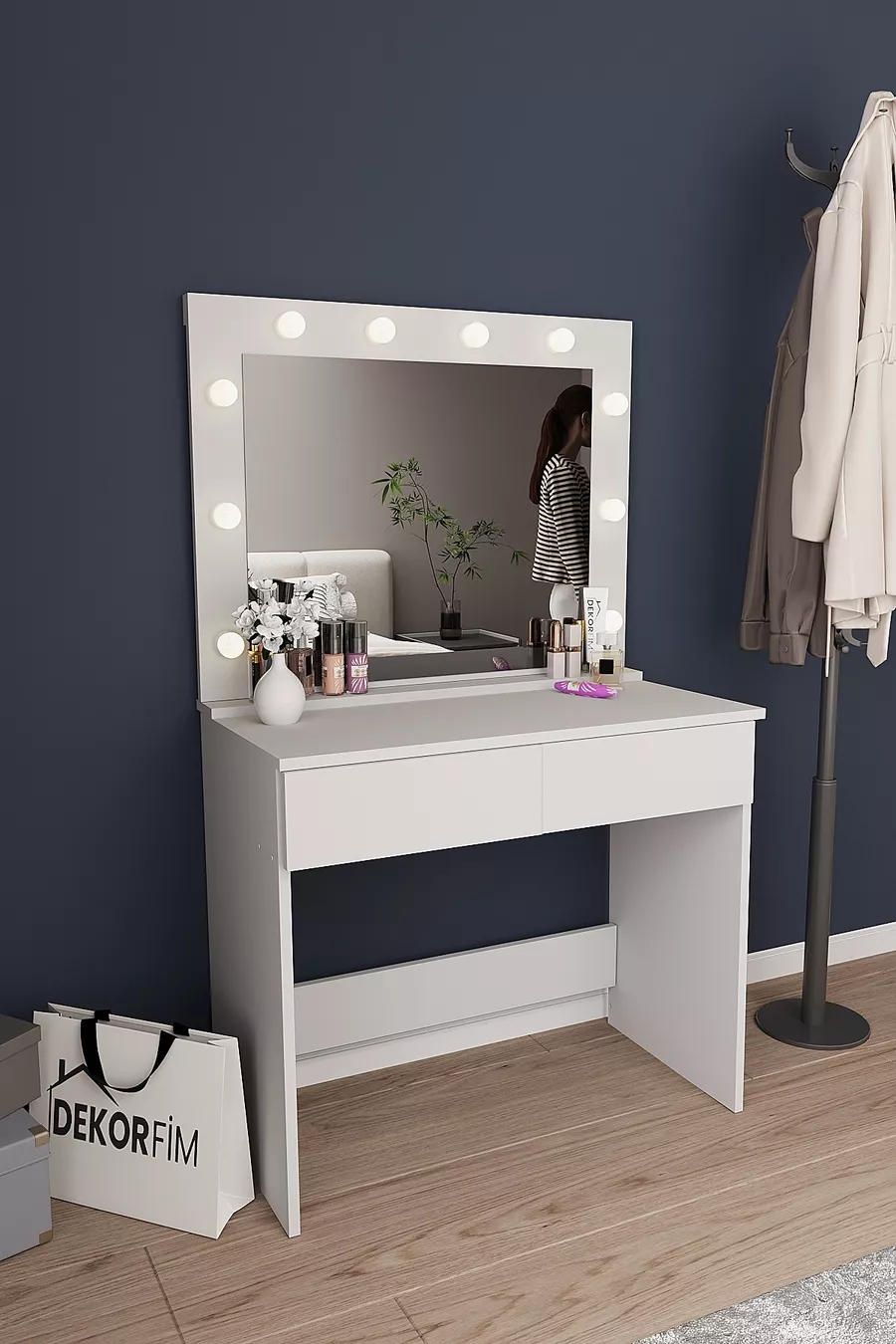 B LED Işıklı Aynalı Holywood Makyaj Masası, Bölmeli Çekmeceli Organizer Kozmetik Masası