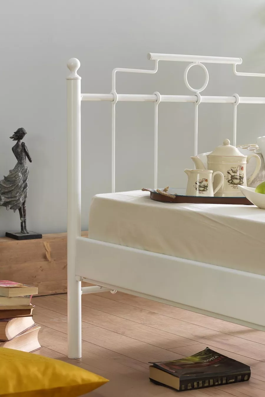 Letto singolo in ferro battuto Hatkus - bianco (con doghe in legno)