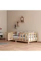 Детская кроватка с дверцей для мальчиков и девочек Montessori из натурального дерева