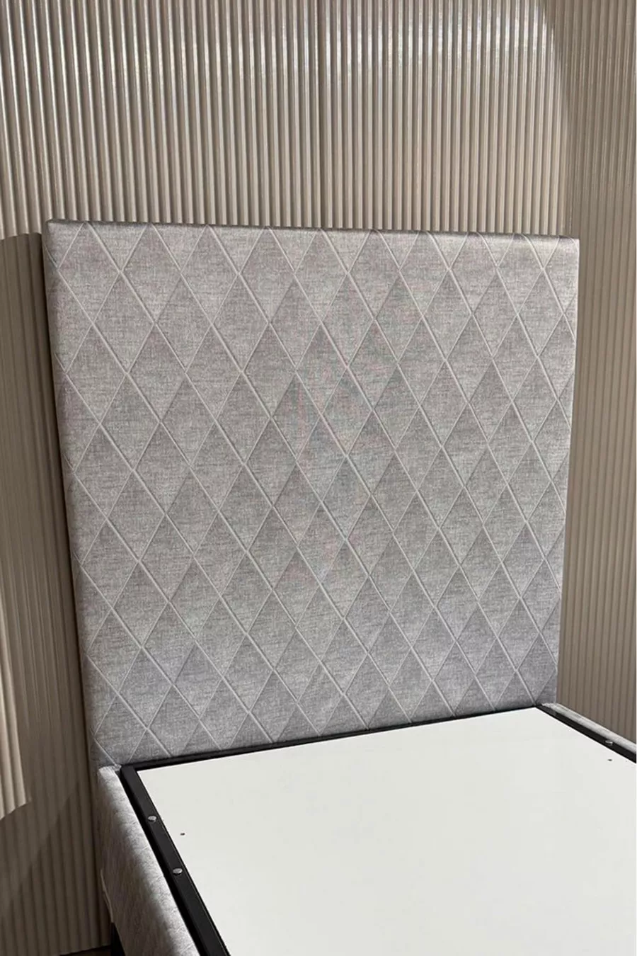 Testiera Letto Economica Relax, Testiera Base, Testiera Minimalista Decorata (OPZIONI DI MISURA)