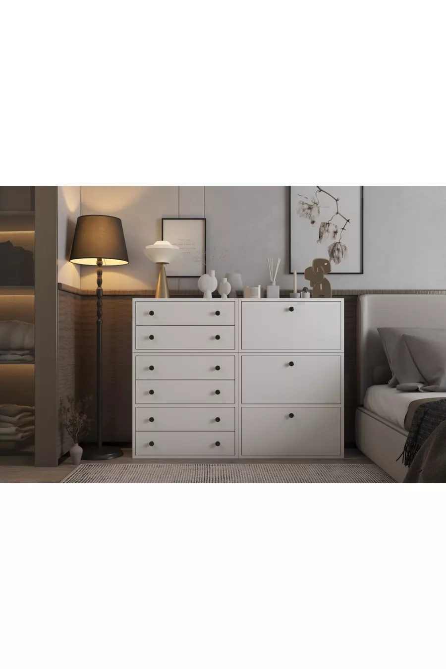 Commode blanche à trois portes et six tiroirs sans moulures