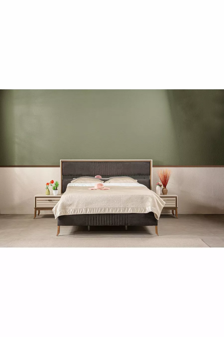 ENSEMBLE DE CHAMBRE À COUCHER BEYOĞLU