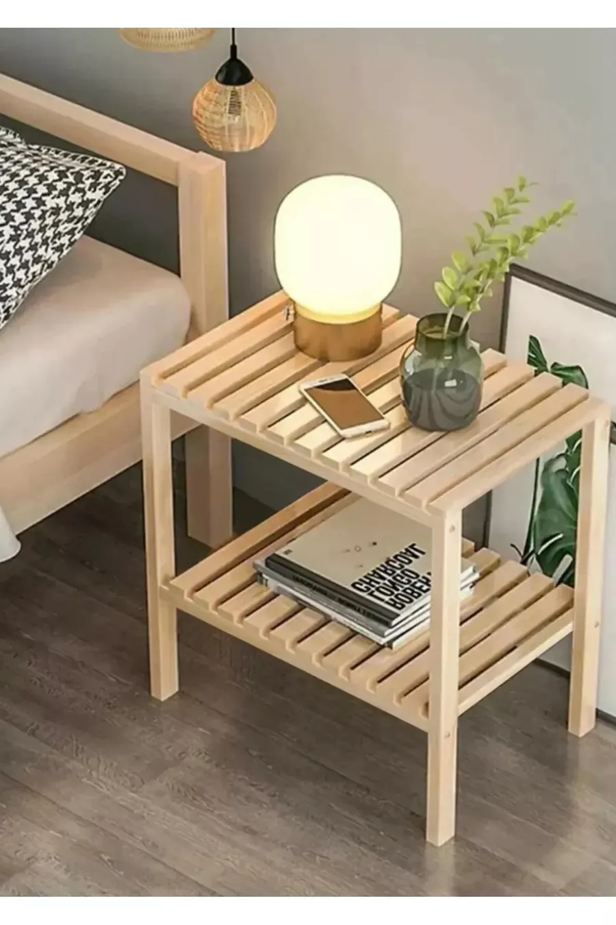 Table de chevet en bois naturel