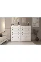 Commode blanche à dix tiroirs avec portes sans lattes